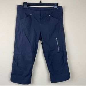 Athleta black cargo shorts zip pocket waist tie 4
